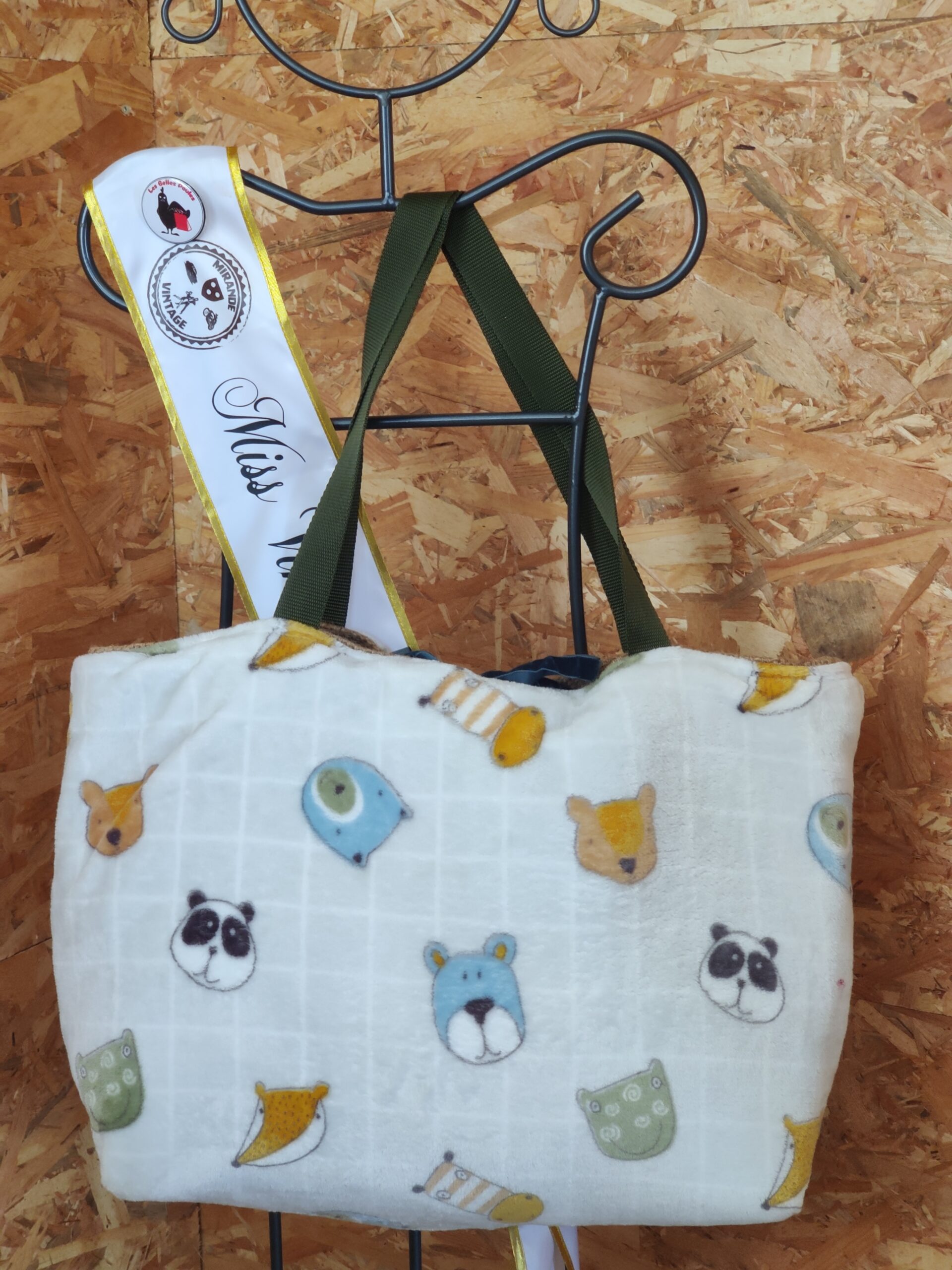 sac shopping fait main en toile de jute de café recyclé unique les belles poules
