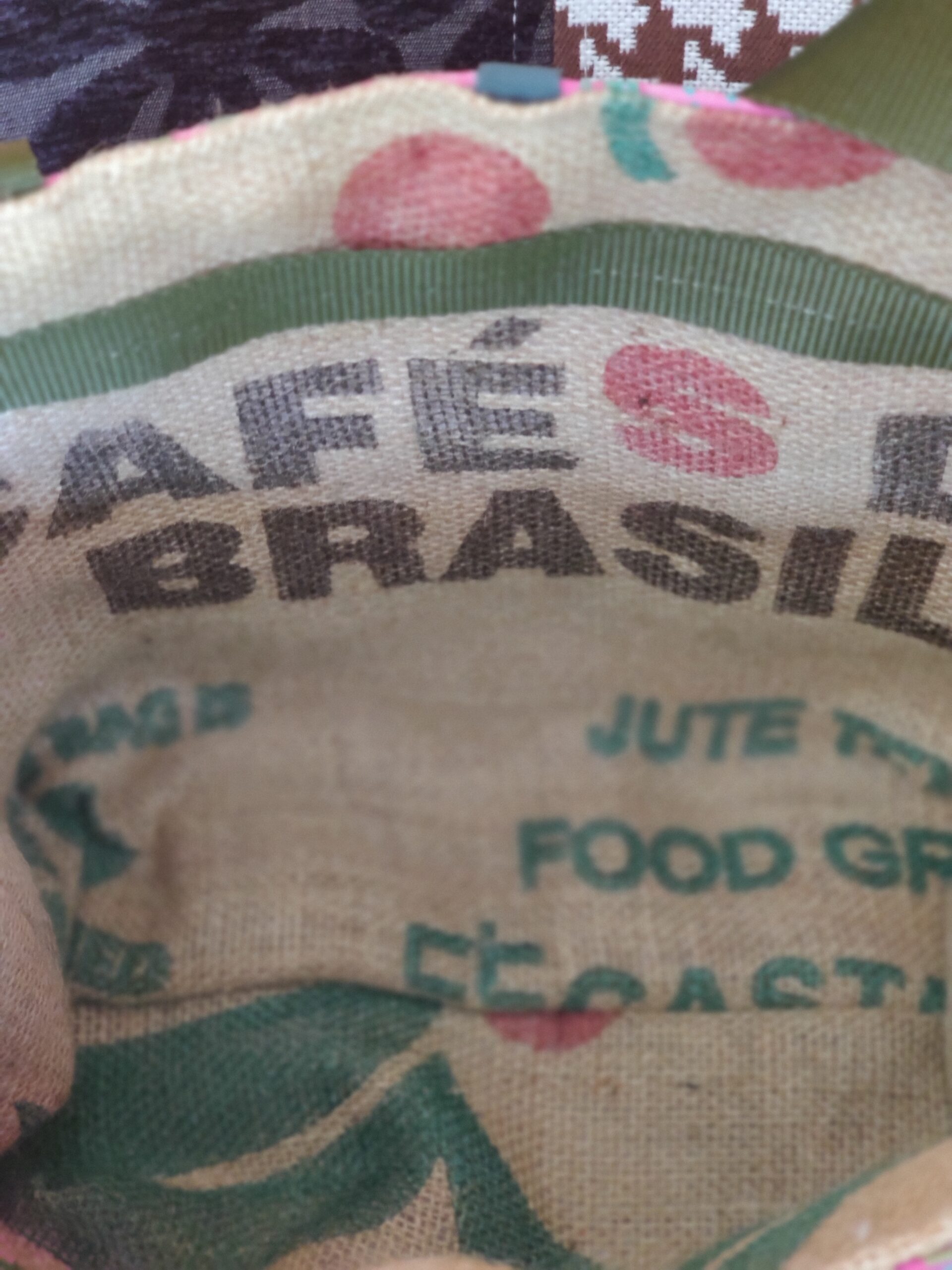 sac fait main en toile de jute recyclée les belles poules