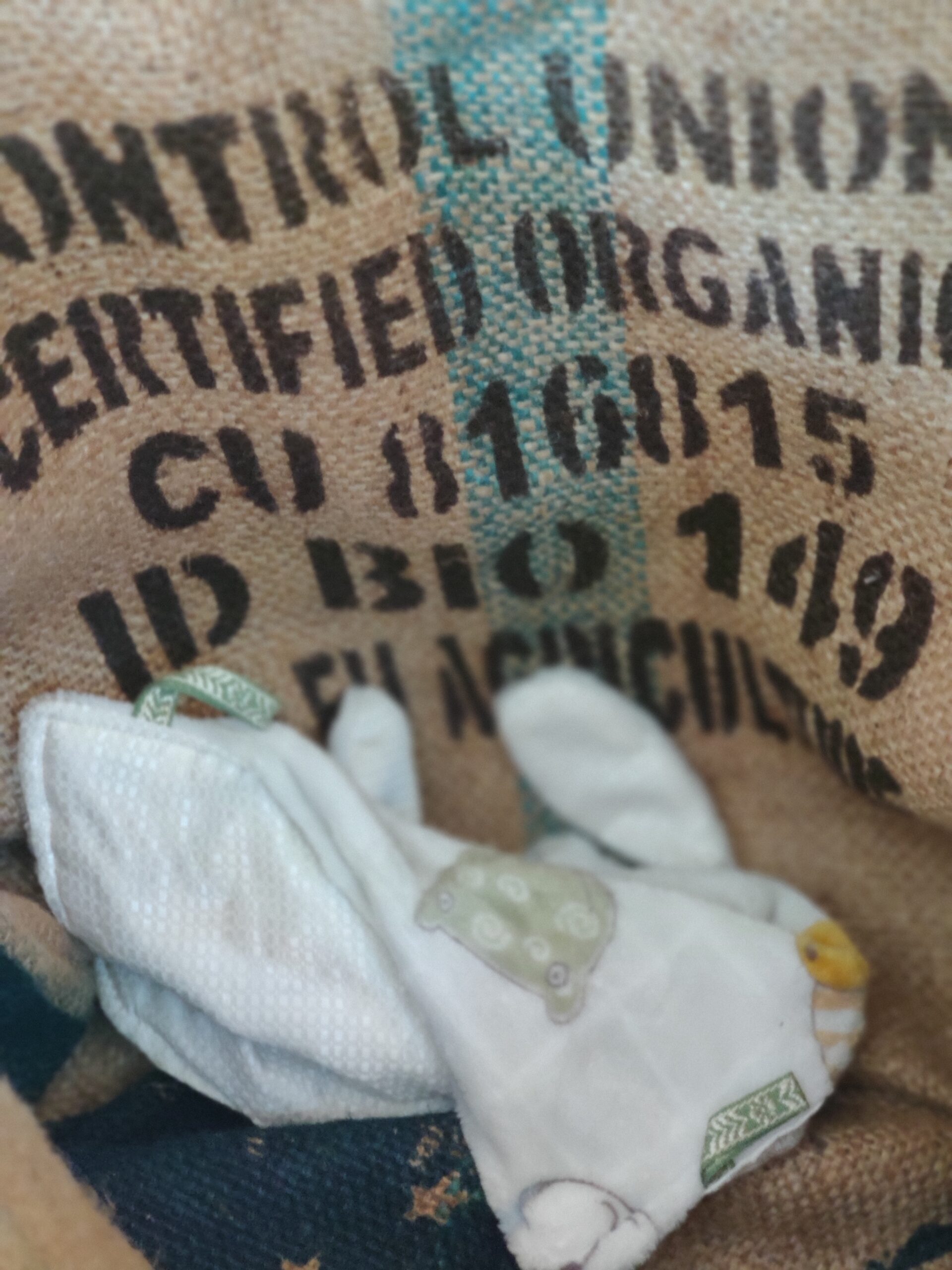 sac fait main en toile de jute recyclée les belles poules